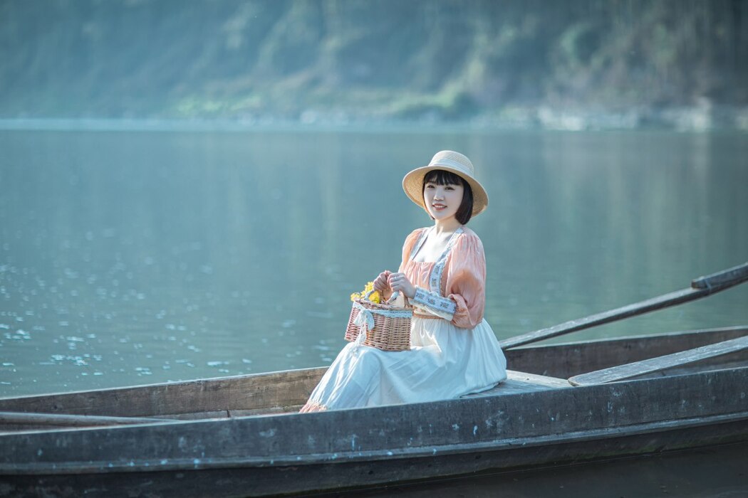 YiTuYu艺图语 Vol.2290 Dong Qin