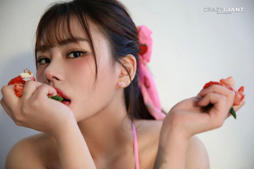 CRAZYGIANT Bani – Strawberry Vibes
