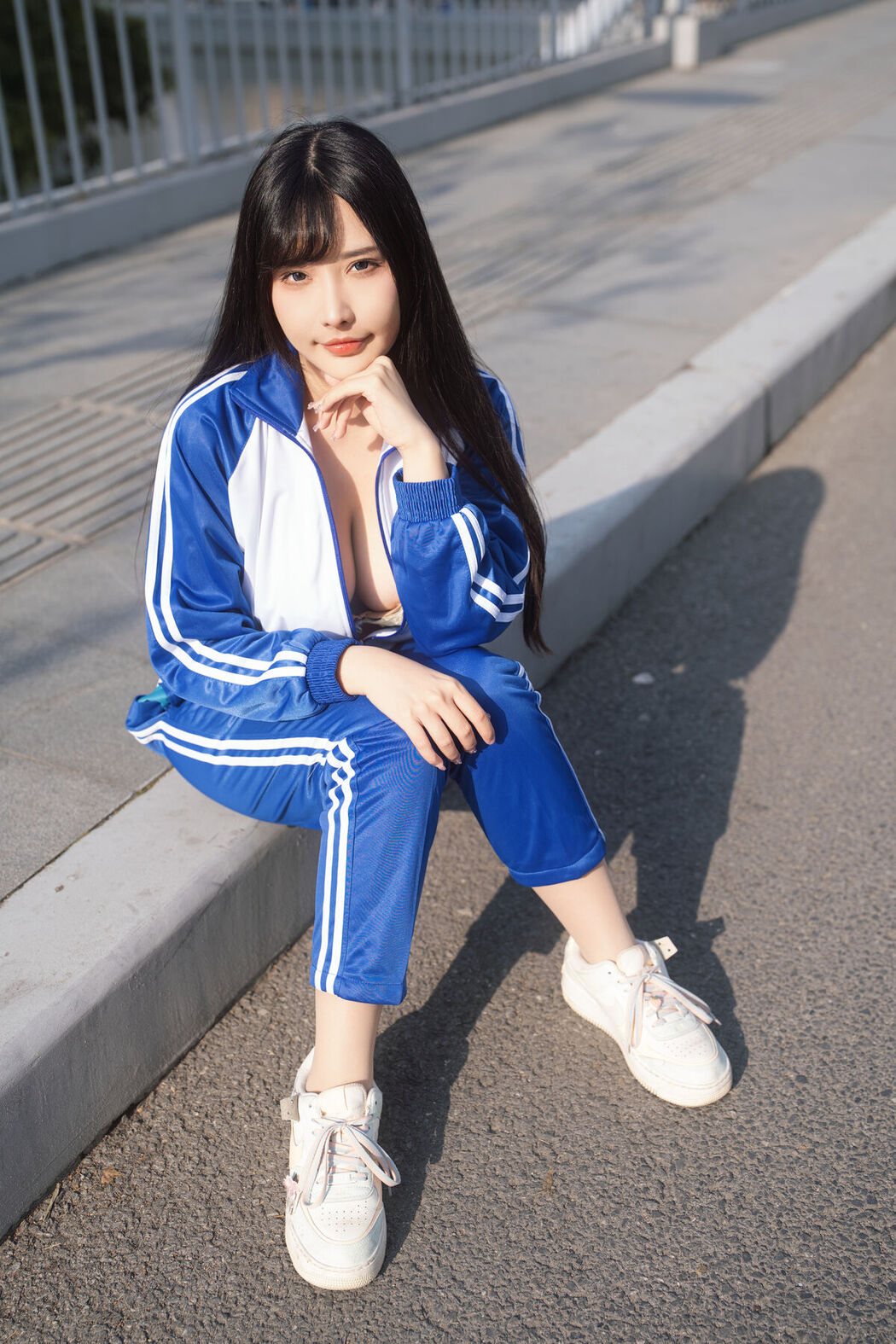 Coser@糖果果Candy – 户外校服 Part1