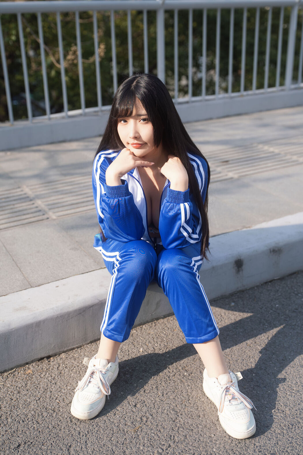 Coser@糖果果Candy – 户外校服 Part1