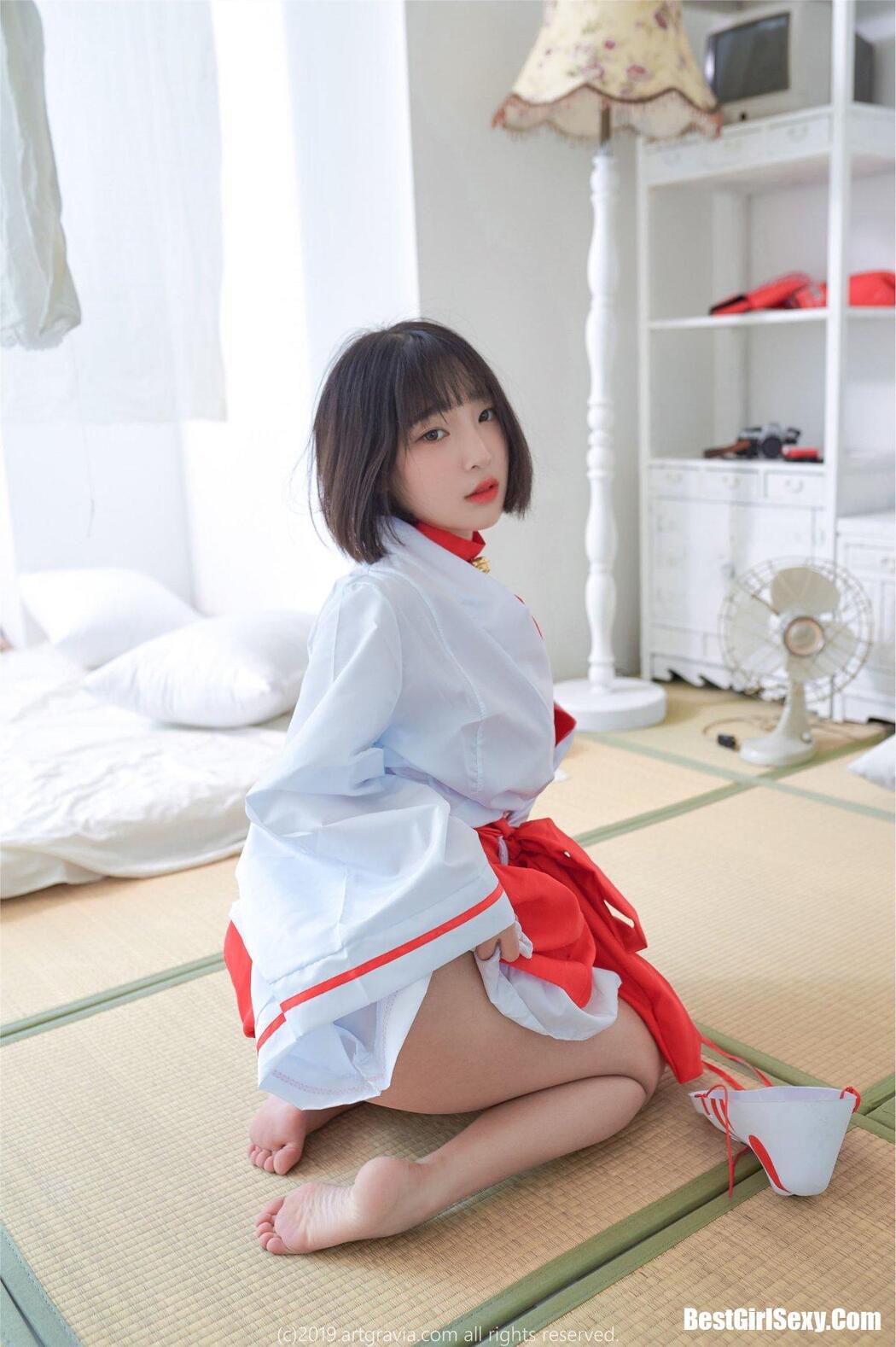 ARTGRAVIA NO.019 Kang In Kyung