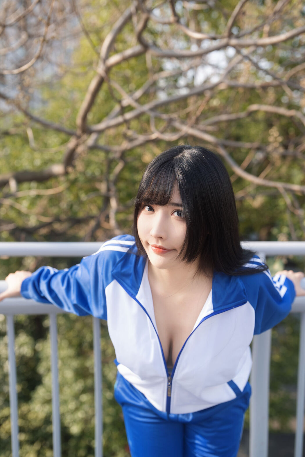 Coser@糖果果Candy – 户外校服 Part1