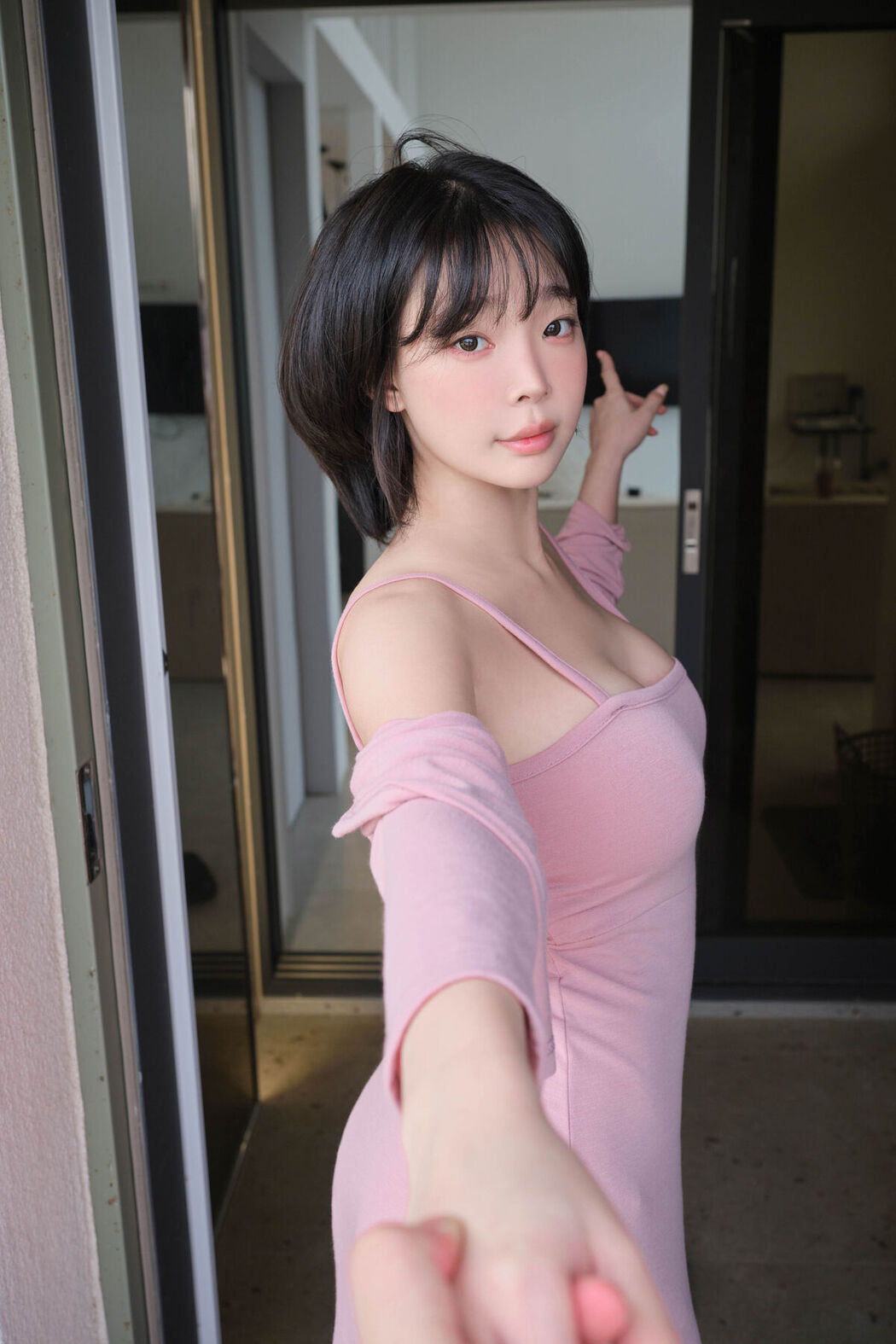 Kang In-kyung 강인경 – All Times Travel Part1