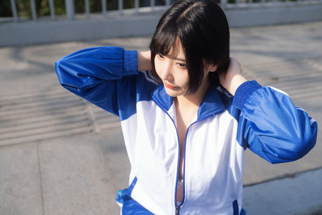 Coser@糖果果Candy – 户外校服 Part1