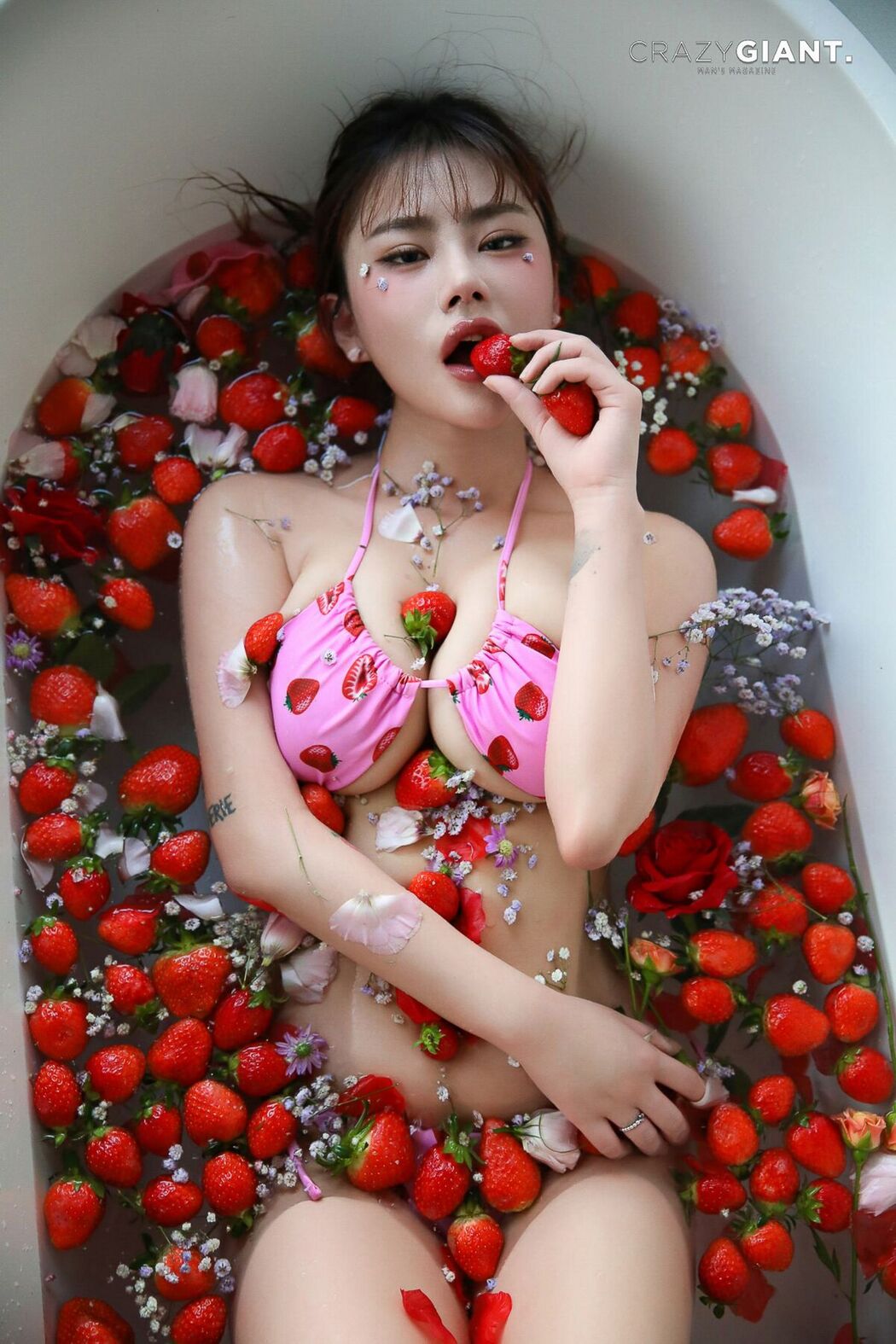 CRAZYGIANT Bani – Strawberry Vibes