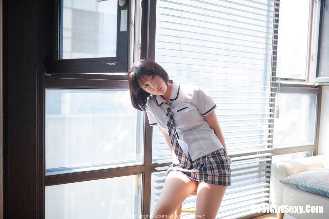 ARTGRAVIA VOL.105 Kang Inkyung