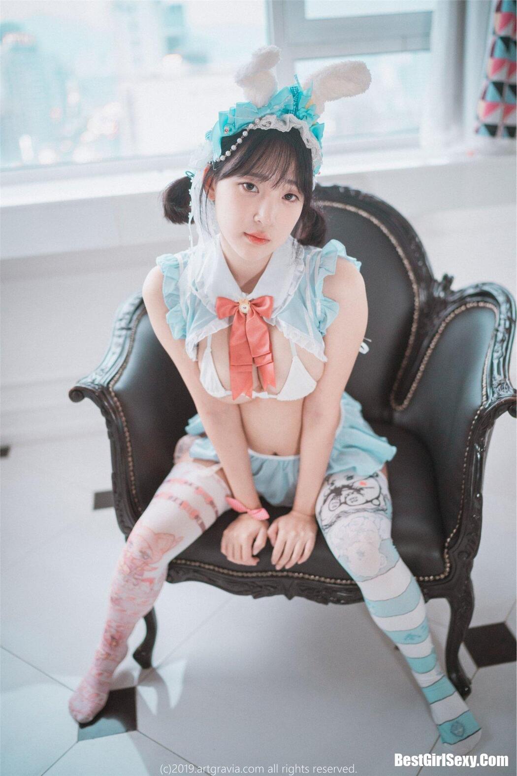 ARTGRAVIA NO.020 Kang In Kyung