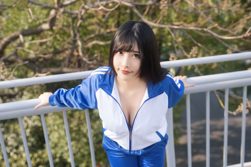 Coser@糖果果Candy – 户外校服 Part1