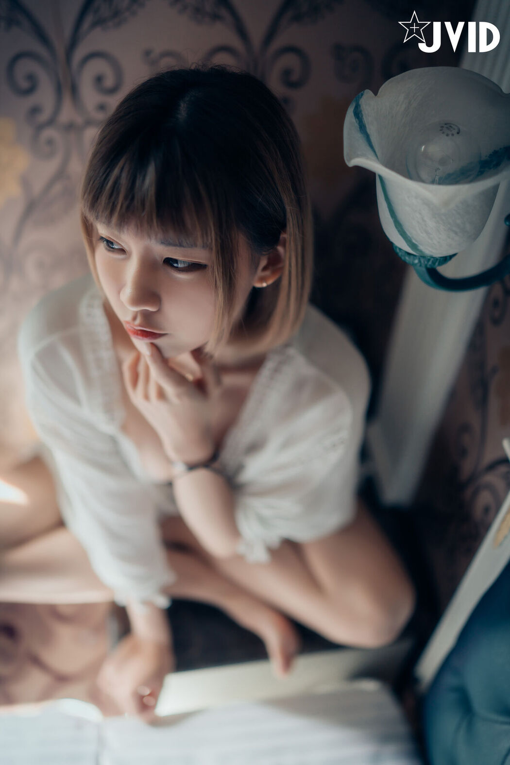 JVID Guo Bao Bao 果寶寶 – 與巨乳女友果寶寶開房間的全裸無碼寫真 Part1