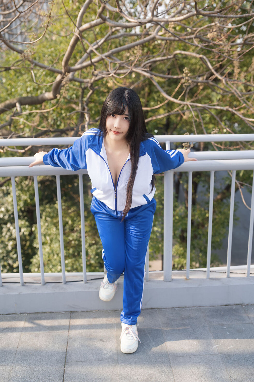 Coser@糖果果Candy – 户外校服 Part1