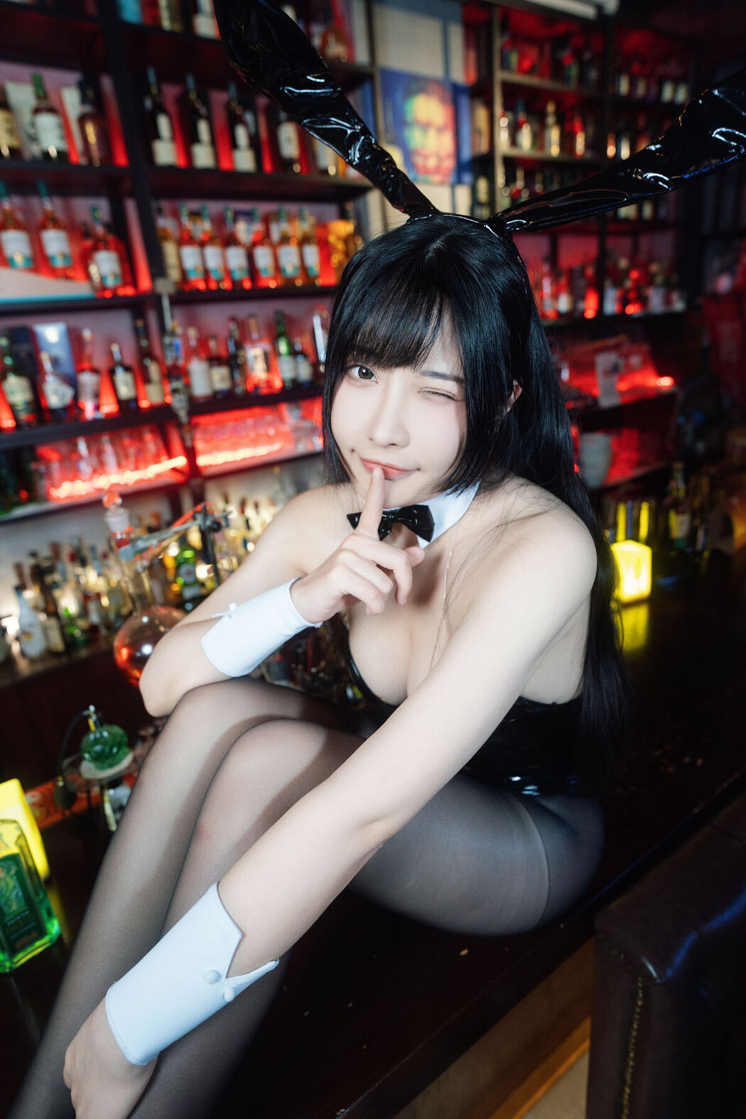 Coser@糖果果Candy – 黑胶兔兔2 Part2