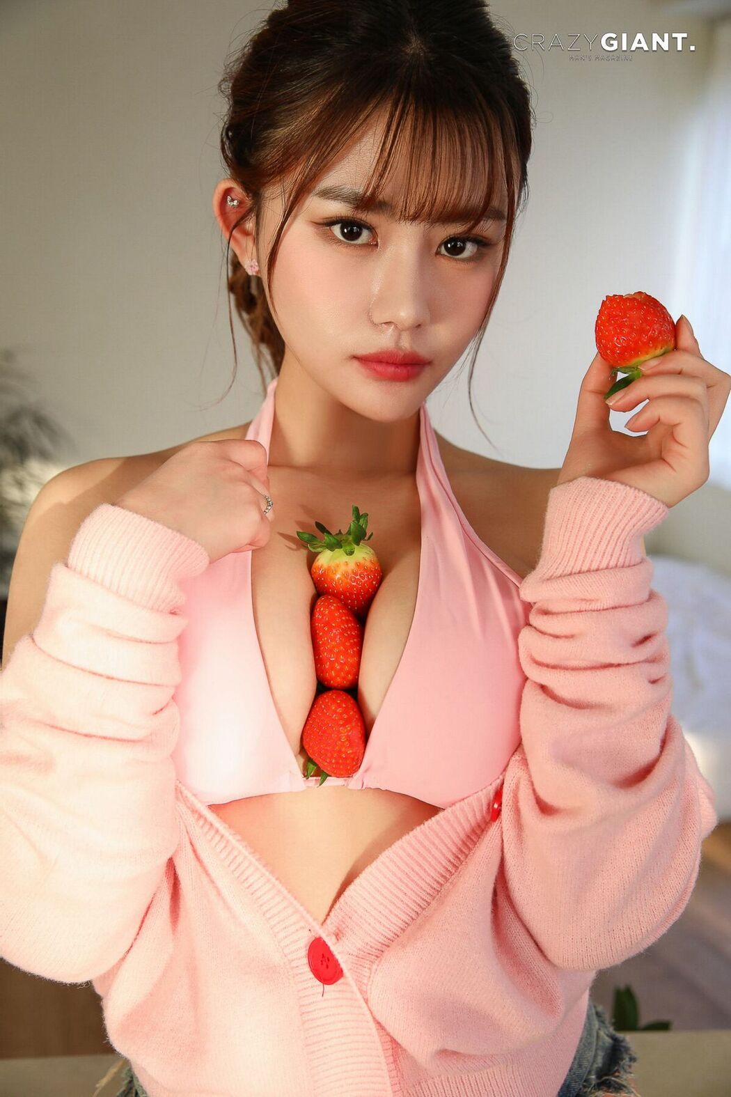 CRAZYGIANT Bani – Strawberry Vibes