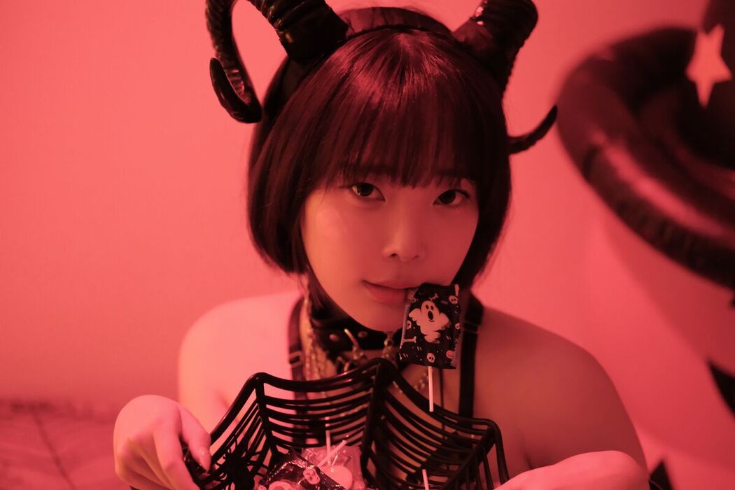 Kang In-kyung 강인경 – Halloween Part1