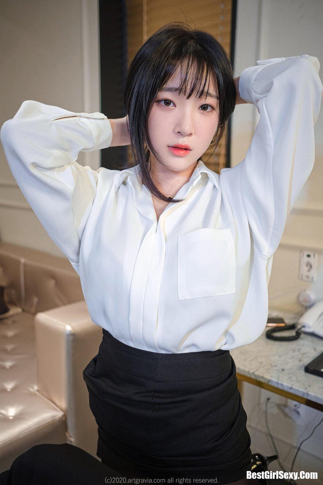 ArtGravia Vol.147 Jiang Ren Qing (姜仁卿) Cover Photo