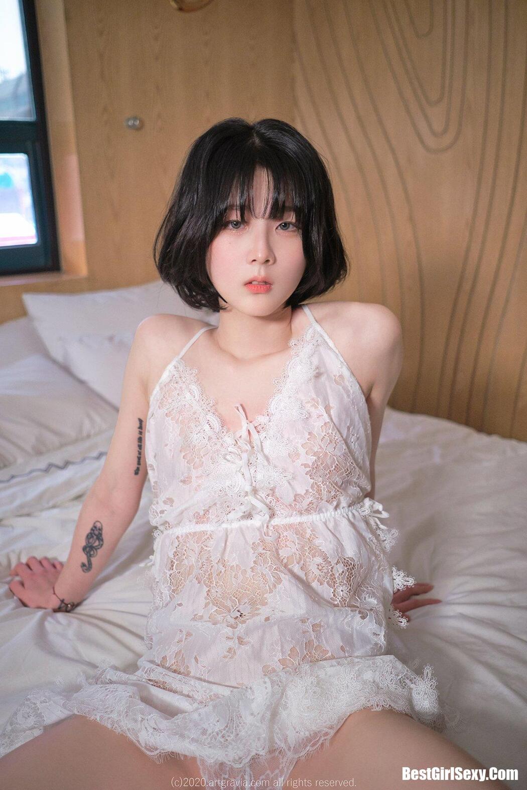 ArtGravia Vol.154 Kang In kyung Cover Photo