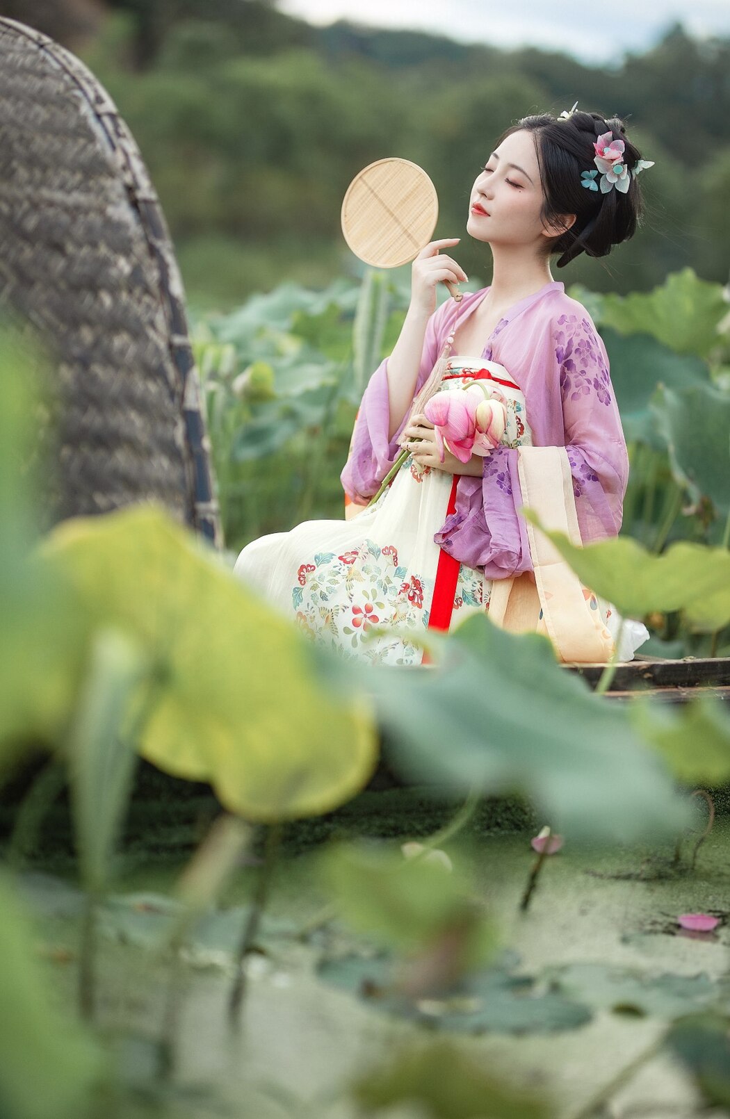 YiTuYu艺图语 Vol.2368 Cai He