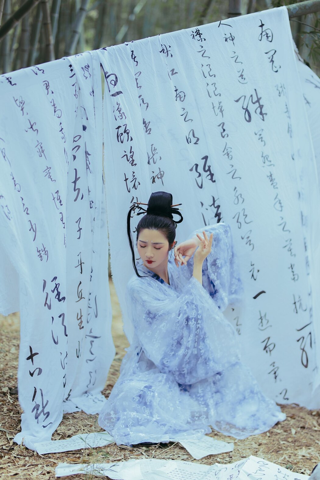 YiTuYu艺图语 Vol.2312 Jun Xin Lan