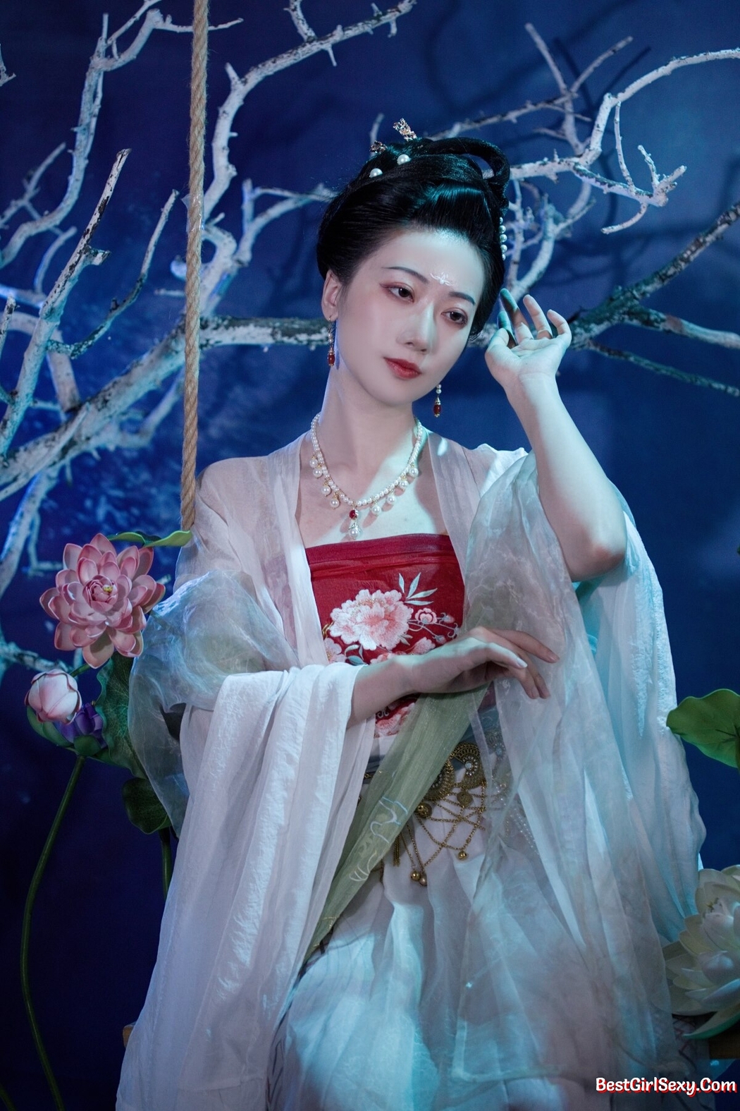 YiTuYu艺图语 Vol.2329 Inu Yi
