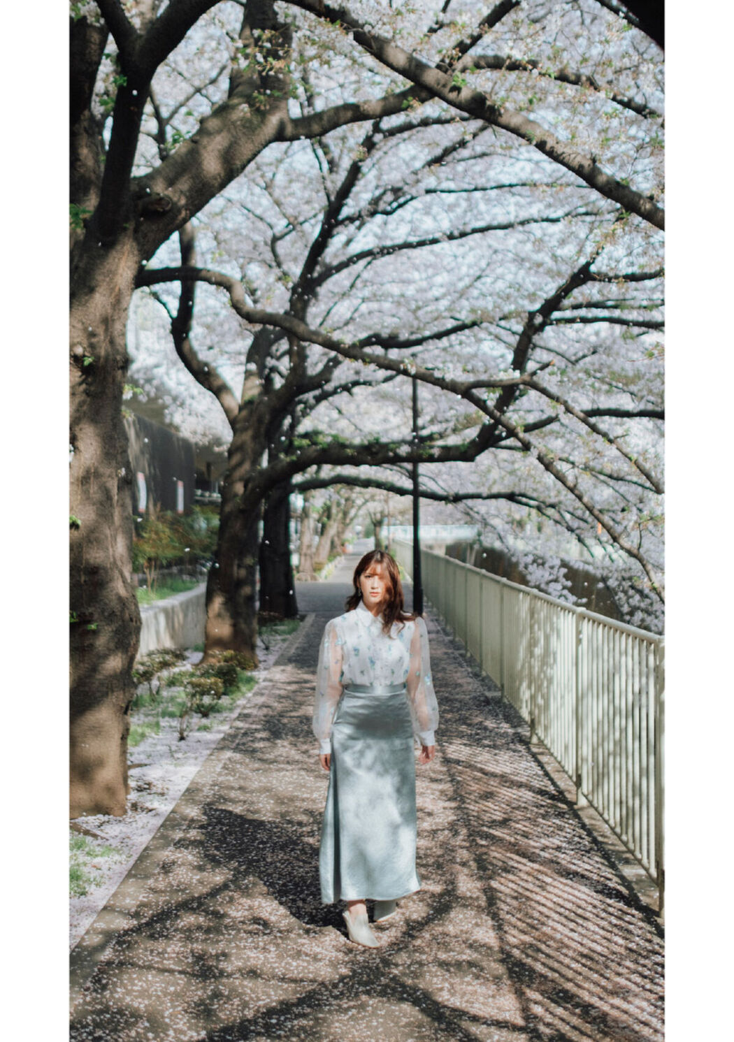 Digital Photo Book Nanatsumori Riri 七ツ森りり – Tranceretinal