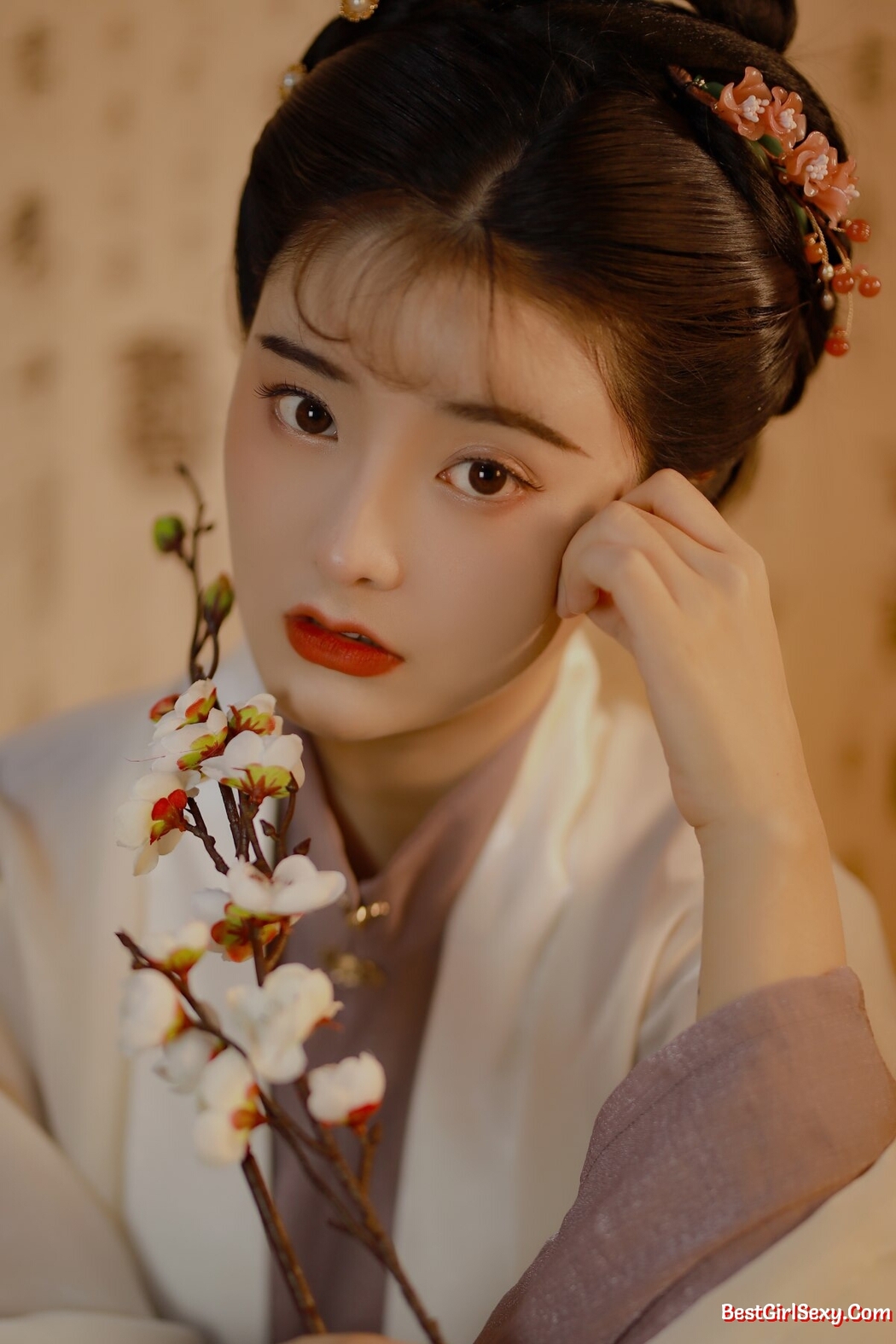 YiTuYu艺图语 Vol.2335 Wan Zi Marukoo