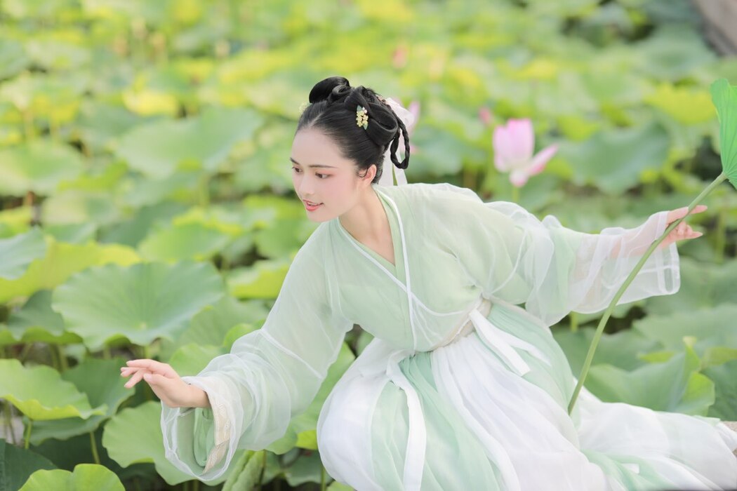 YiTuYu艺图语 Vol.2336 Xi Mu Ruo Ying