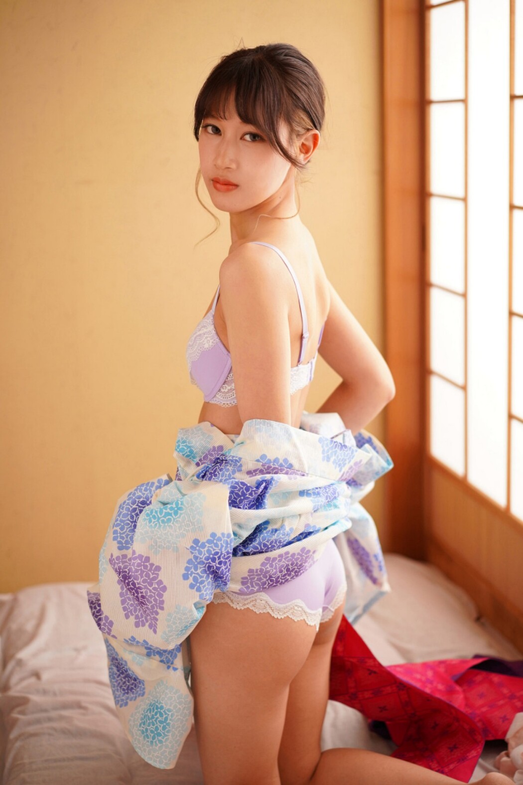 Digital Photo Book Mika Matsumoto 松本みか – Smile Love Giri Giri Idol Club B