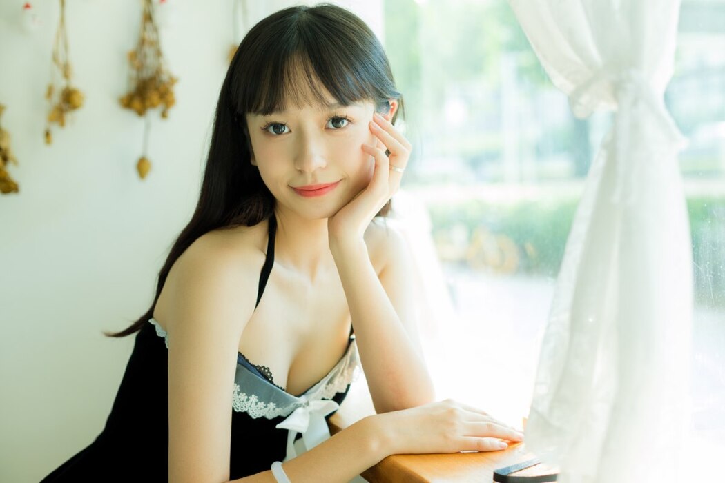 YiTuYu艺图语 Vol.2352 Yan Yun Lin Er