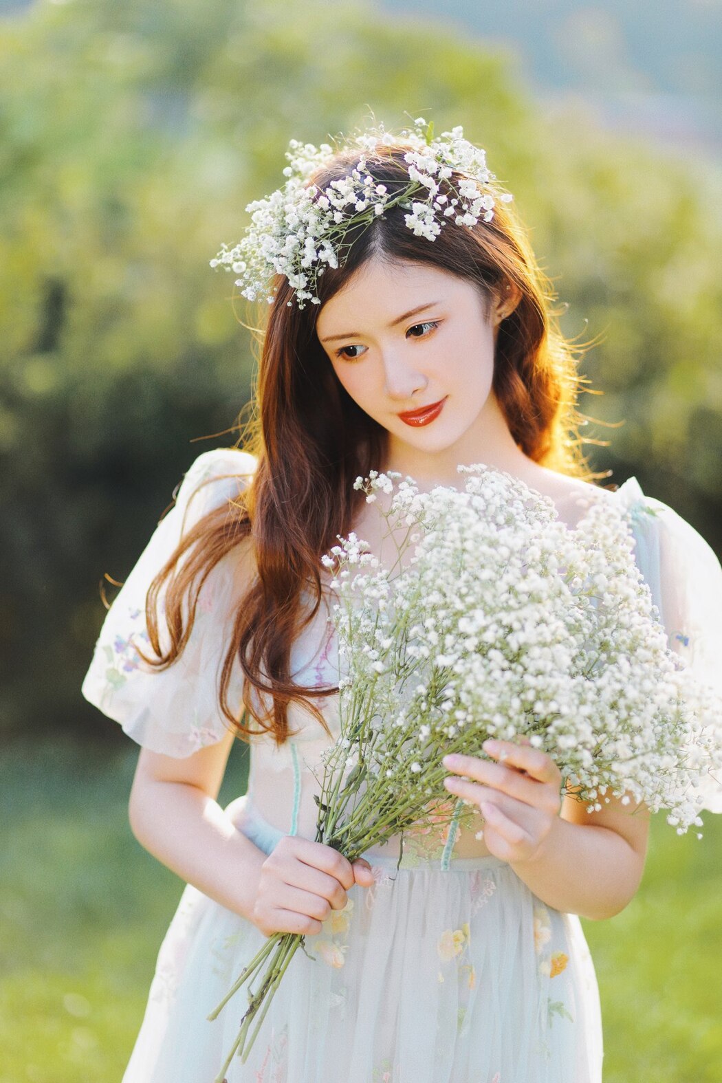 YiTuYu艺图语 Vol.2389 Dian Dong Xiao Zhu Pig