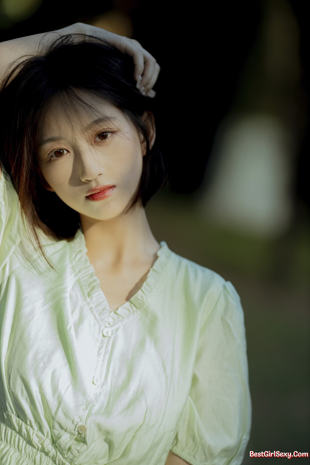 YiTuYu艺图语 Vol.2325 Yu Er