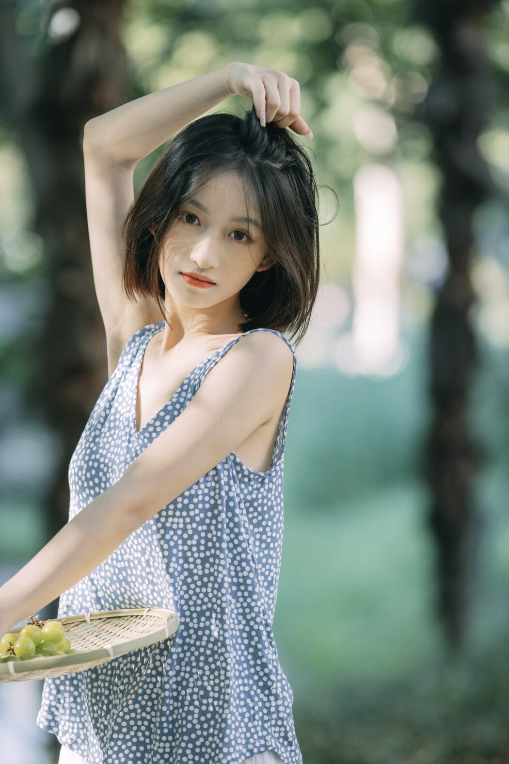 YiTuYu艺图语 Vol.2395 Yu Er