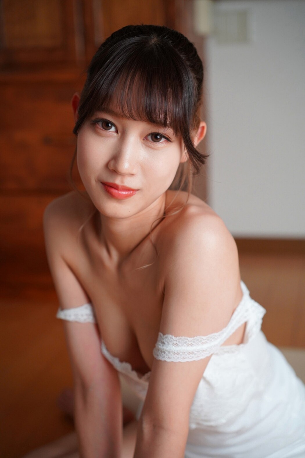 Digital Photo Book Mika Matsumoto 松本みか – Smile Love Giri Giri Idol Club B
