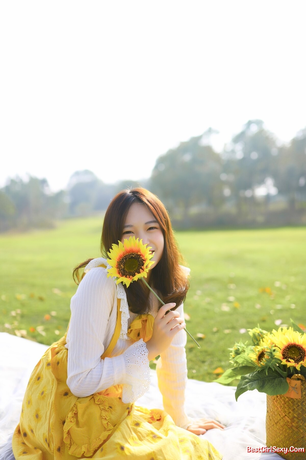 YiTuYu艺图语 Vol.2340 Qian Qian