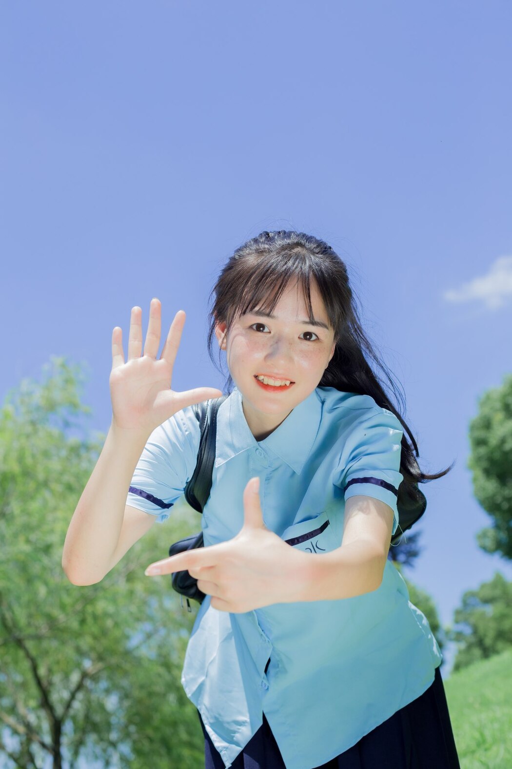 YiTuYu艺图语 Vol.2305 Xiao Yi Mei Mei Cute