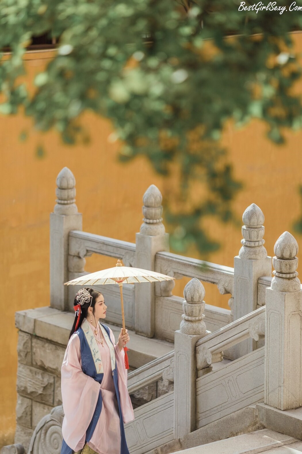 YiTuYu艺图语 Vol.238 Xiao La Jiao