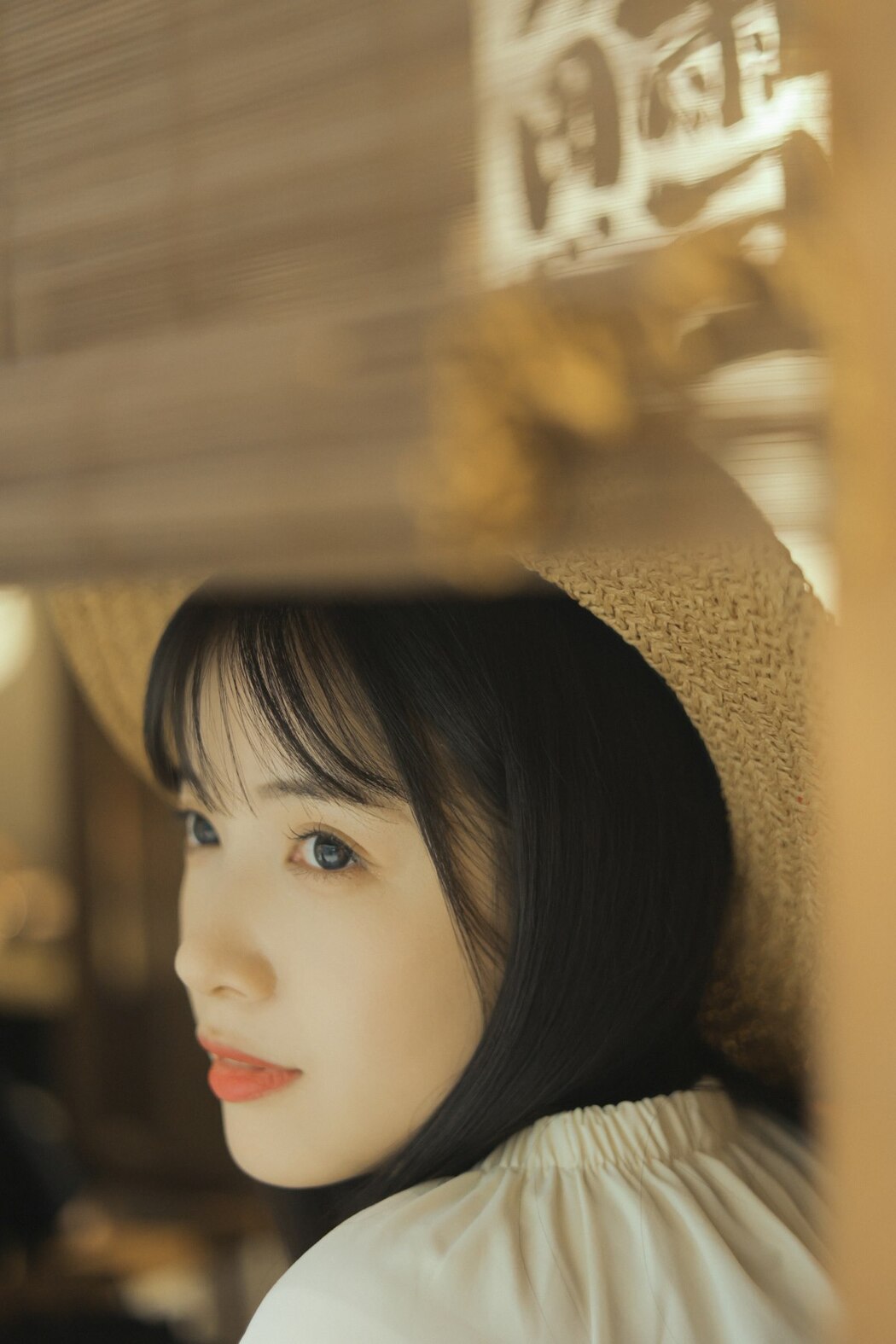 YiTuYu艺图语 Vol.2391 Yi Zhi A Meng Zai