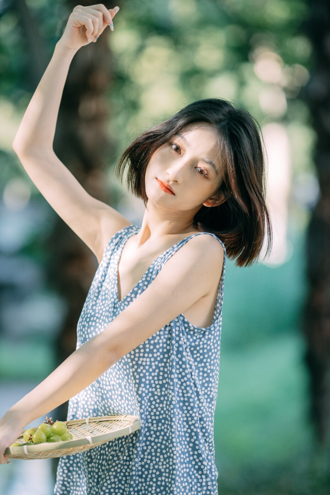 YiTuYu艺图语 Vol.2395 Yu Er