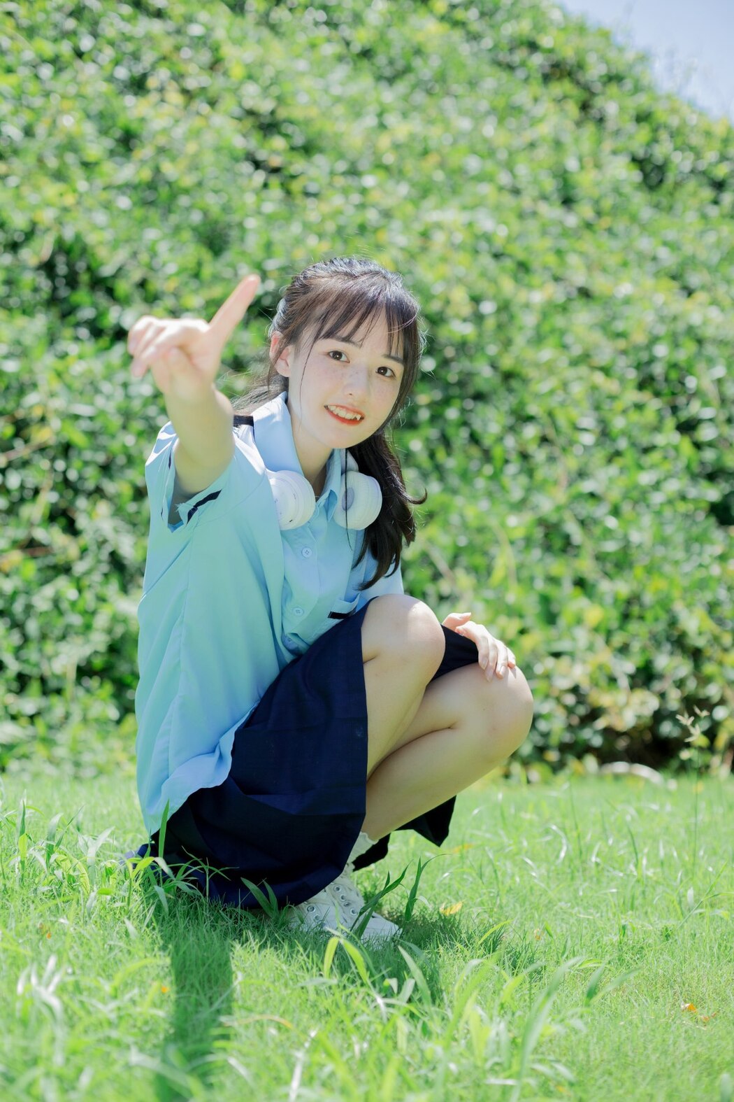 YiTuYu艺图语 Vol.2305 Xiao Yi Mei Mei Cute