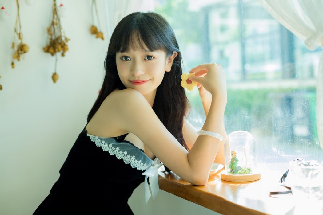 YiTuYu艺图语 Vol.2352 Yan Yun Lin Er