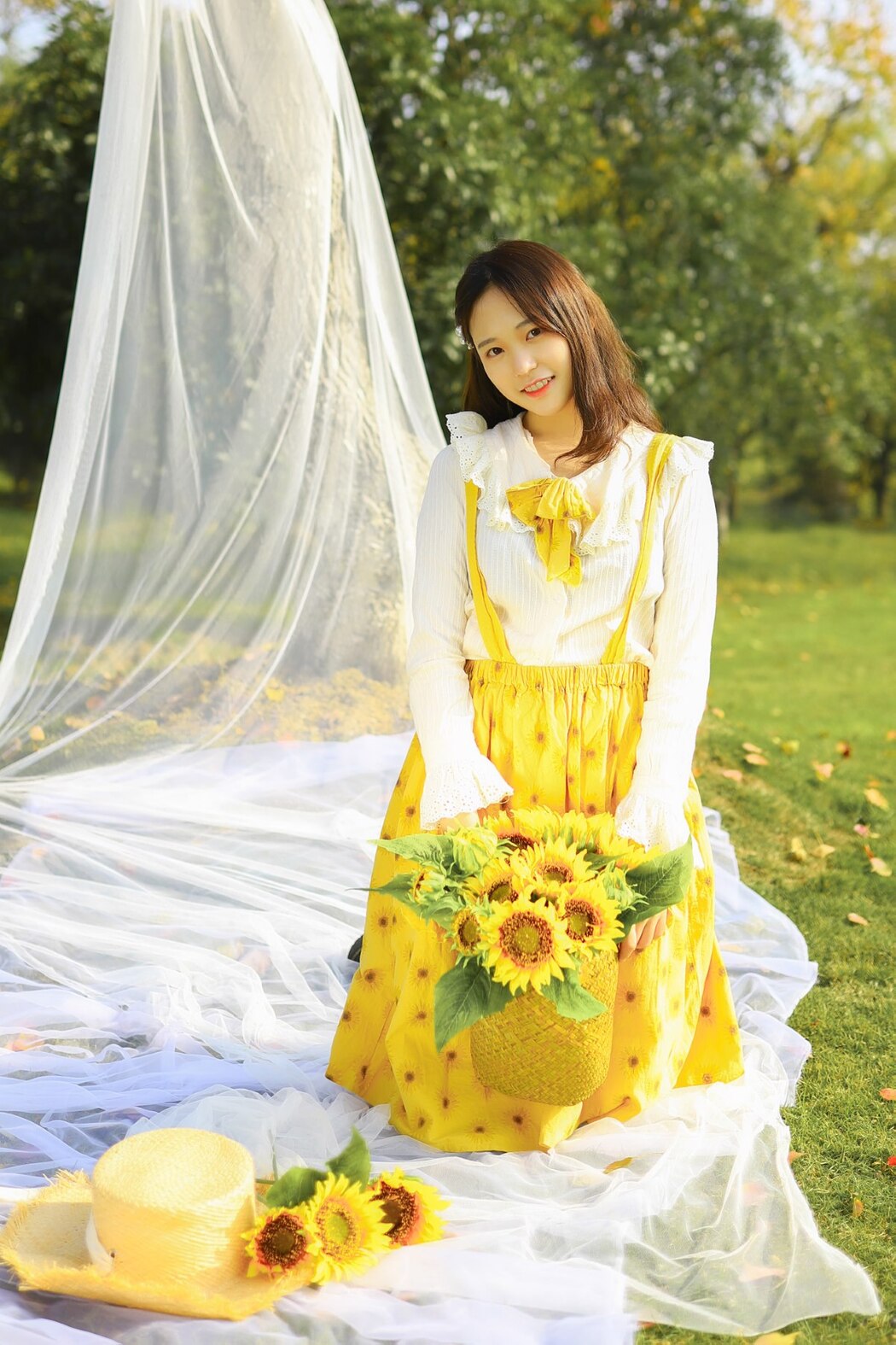 YiTuYu艺图语 Vol.2340 Qian Qian