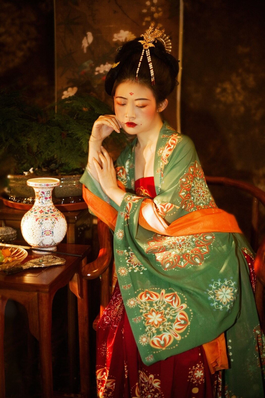 YiTuYu艺图语 Vol.2382 A Jiu