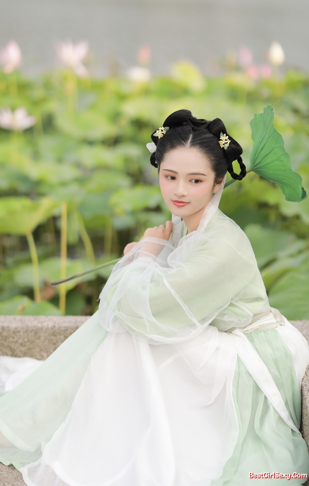 YiTuYu艺图语 Vol.2336 Xi Mu Ruo Ying