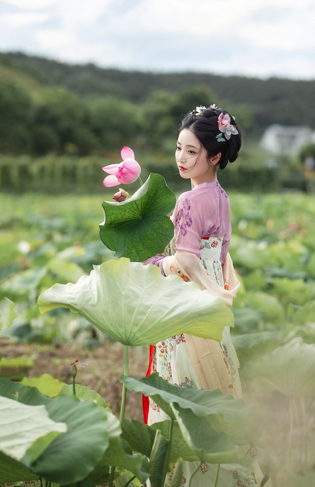 YiTuYu艺图语 Vol.2368 Cai He