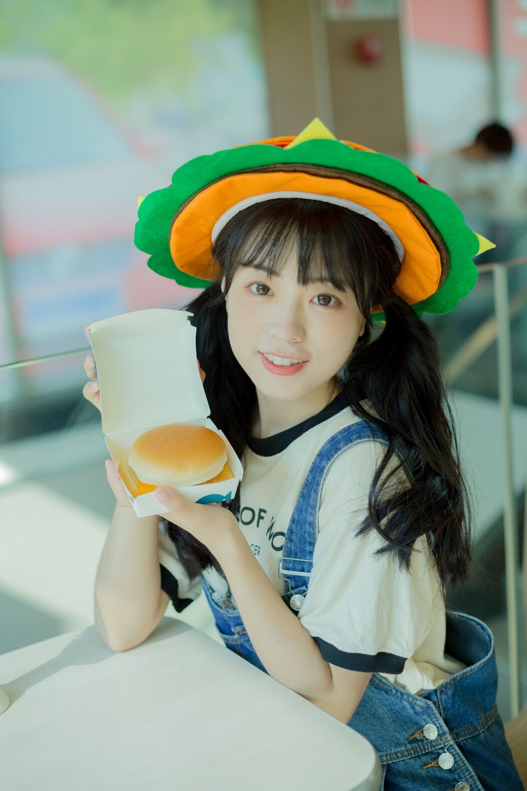 YiTuYu艺图语 Vol.2371 Ke Ai Pao Pao Ya