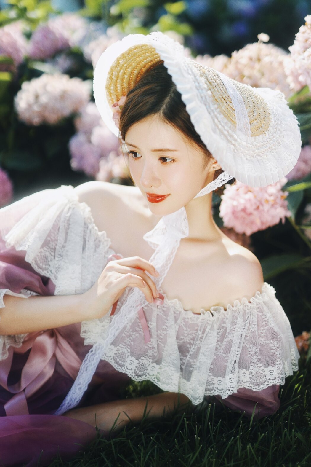 YiTuYu艺图语 Vol.2356 Dian Dong Xiao Zhu Pig