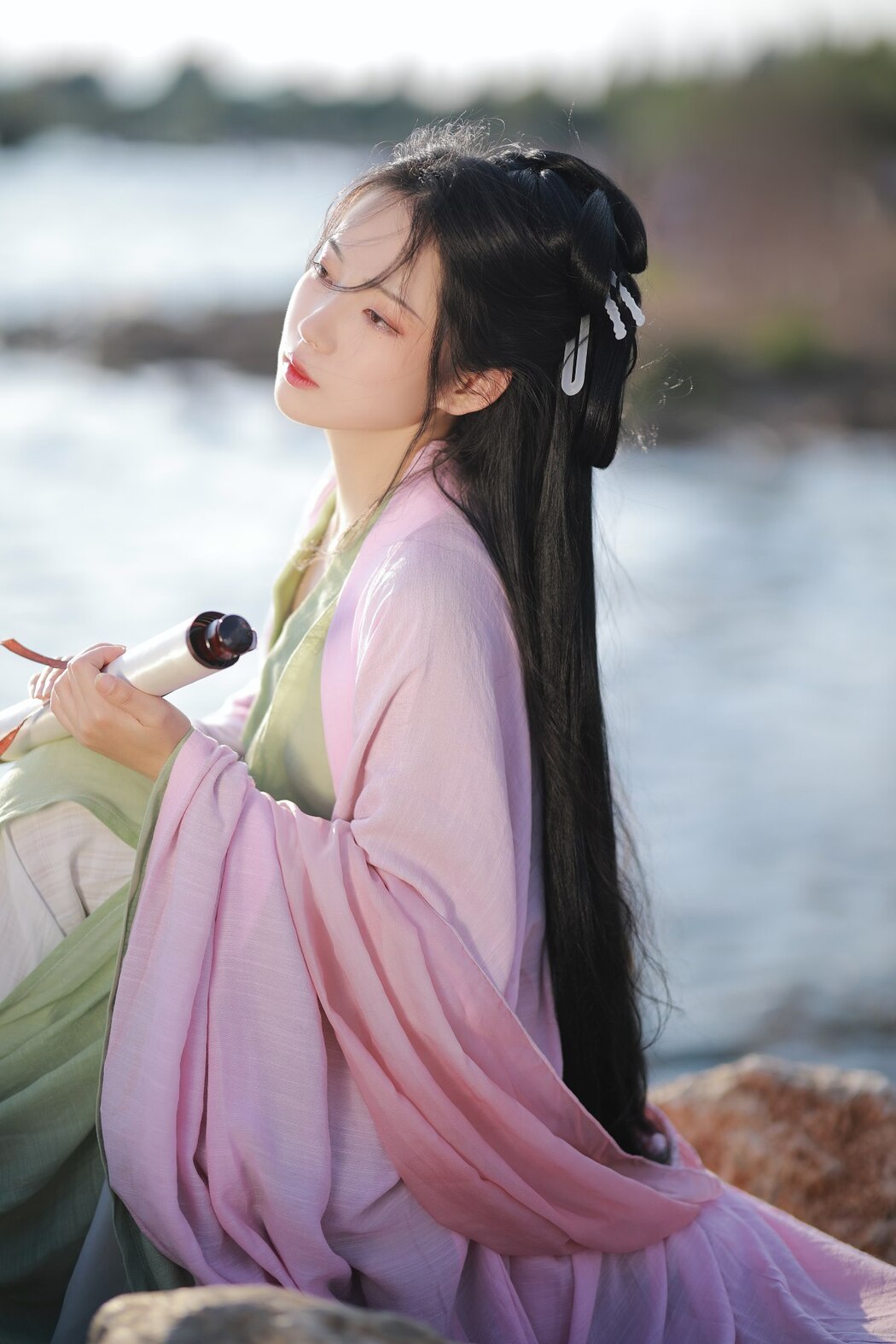 YiTuYu艺图语 Vol.2365 Luo Hua Ren Du Li