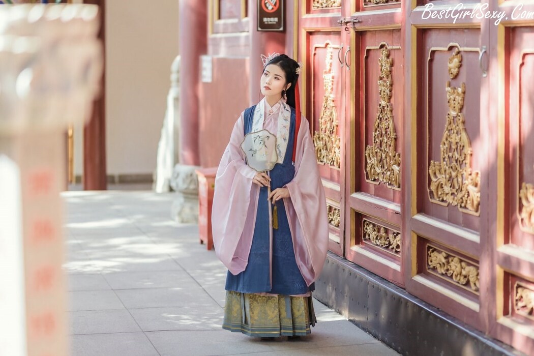 YiTuYu艺图语 Vol.238 Xiao La Jiao