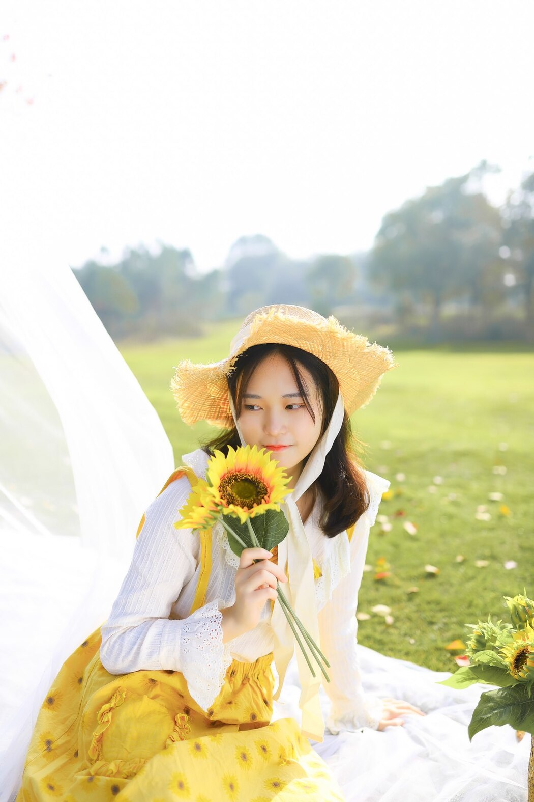 YiTuYu艺图语 Vol.2340 Qian Qian