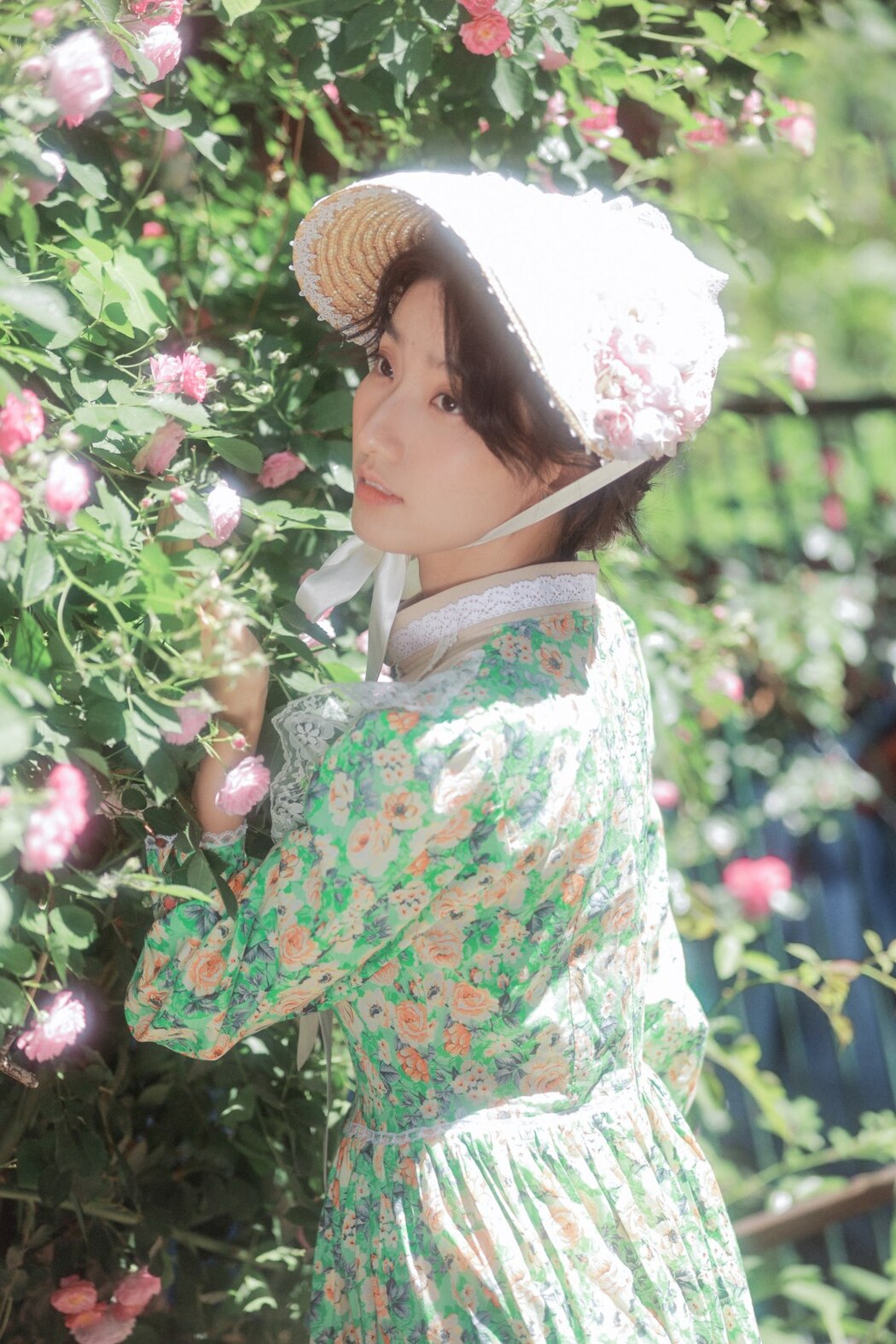 YiTuYu艺图语 Vol.2360 Xiao Meng Ai Chi Rou xm