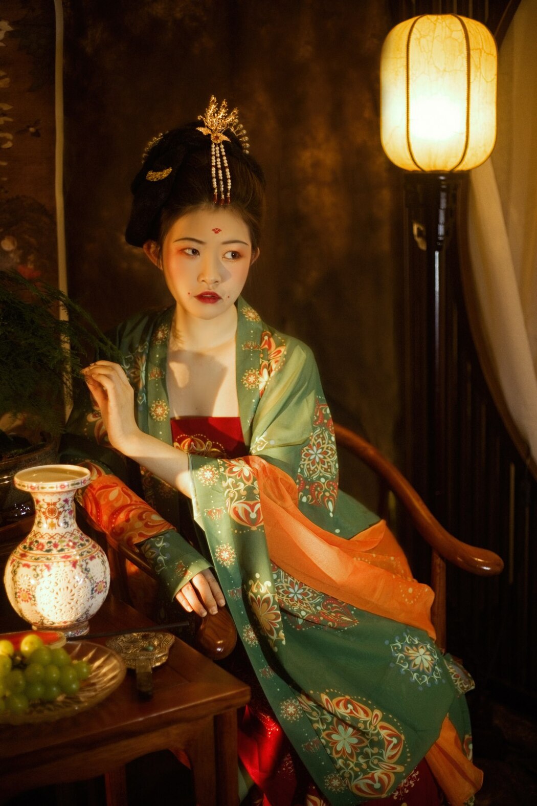 YiTuYu艺图语 Vol.2382 A Jiu