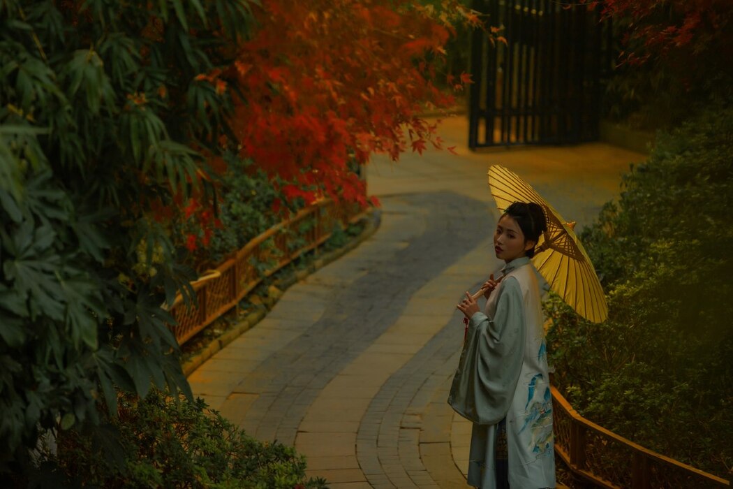 YiTuYu艺图语 Vol.2344 Ri Luo Xin Cheng